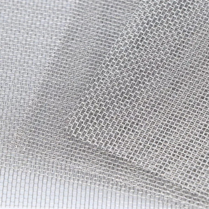 Stainless steel mesh sheets for beehive bottom boards