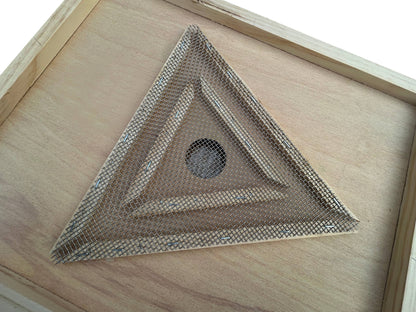 10 Frame Triangular Escape Screen Board